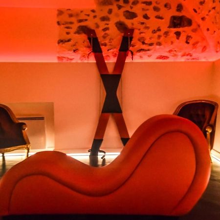 Nouveau - Luxure - Secret Suite - Jacuzzi Melun Ngoại thất bức ảnh